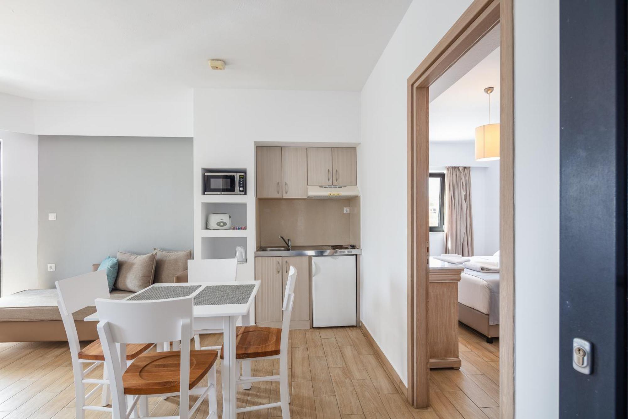 Golden Bay Boutique Hotel & Bungalows Kokkini Hani Room photo